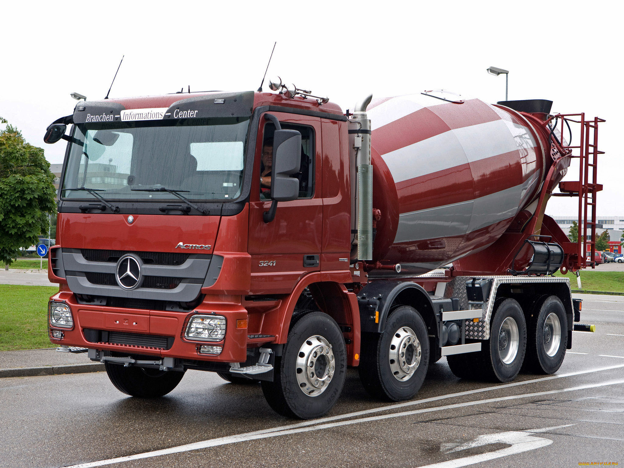 , mercedes, trucks